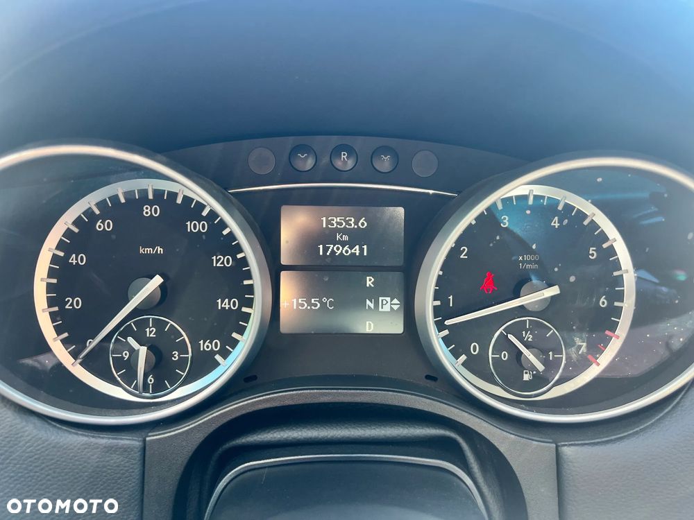 Mercedes-Benz GL 450 4Matic 7G-TRONIC Grand Edition - 13