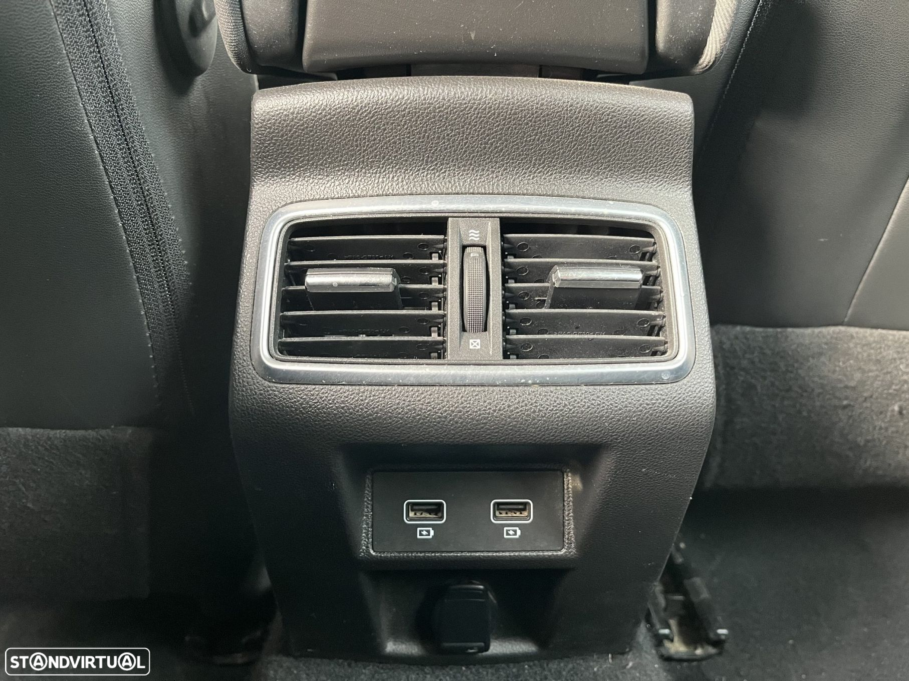 Renault Mégane 1.5 Blue dCi Intens - 14