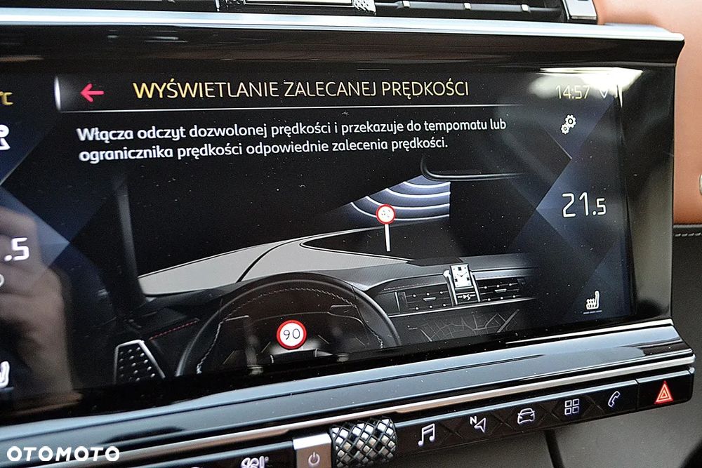 DS Automobiles DS 7 Crossback - 35