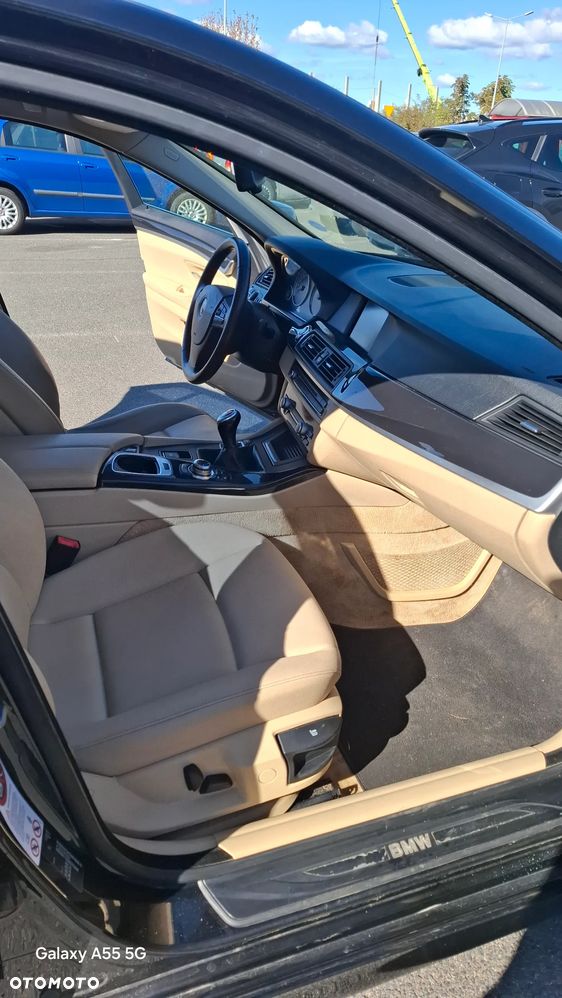 BMW Seria 5 520d - 12