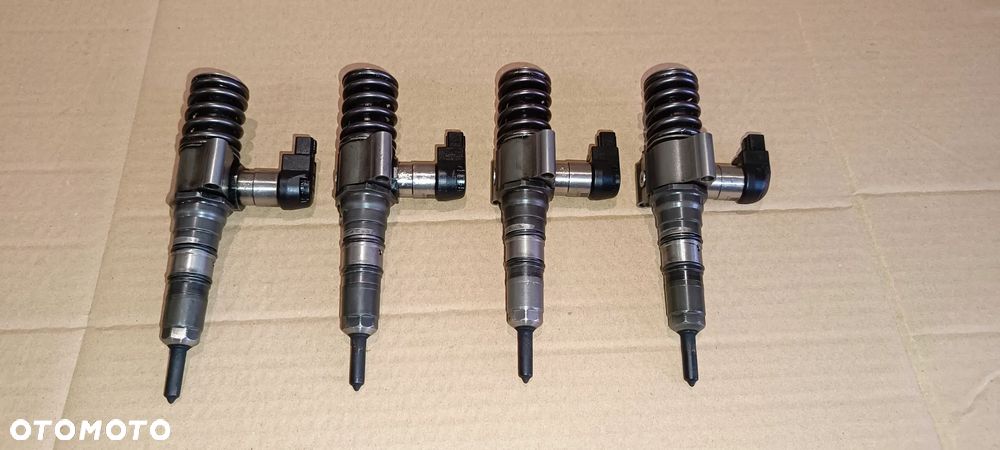 POMPOWTRYSKI 03G130073M VW AUDI SKODA SEAT 2.0 TDI 170KM BMN BMR BRD - 1