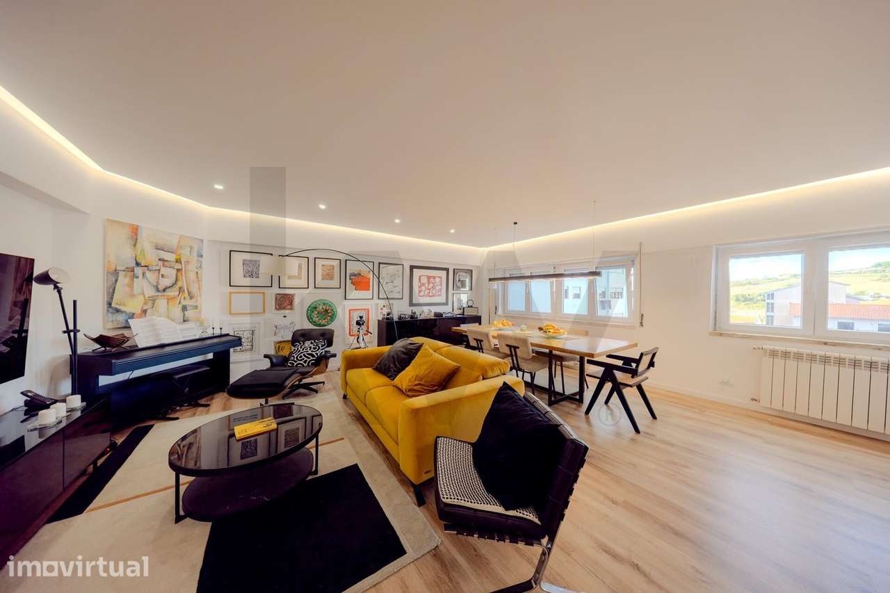 Vendo apartamento T4 totalmente renovado, com três WC, duas em suítes. - Grande imagem: 3/57