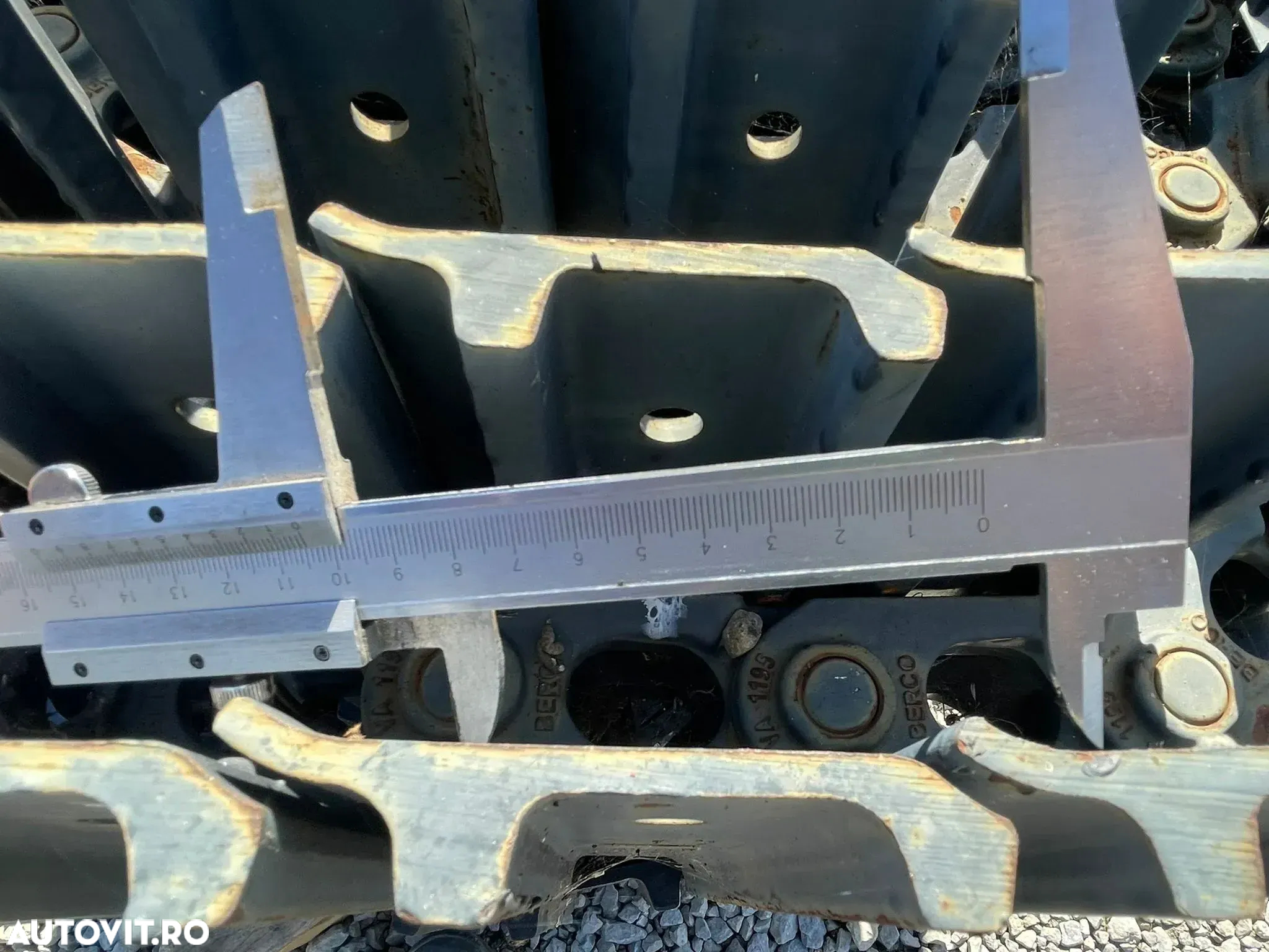 Senile de Fier Berco pentru Excavatoare de 3-4 tone - 5
