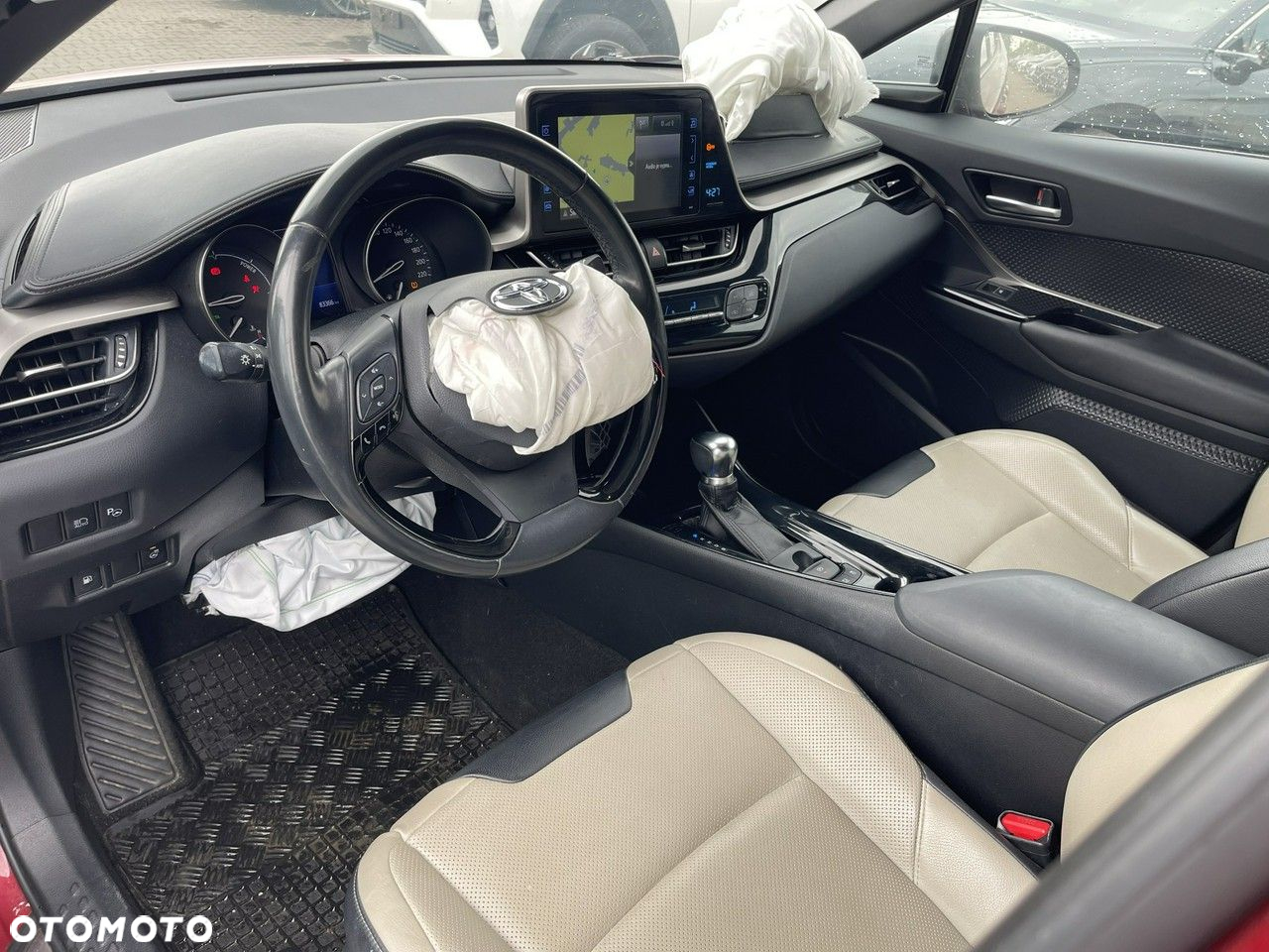 Toyota C-HR 1.8 Hybrid GPF Selection - 6