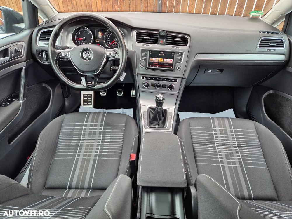 Volkswagen Golf 1.6 TDI 4Motion BlueMotion Technology Lounge - 7