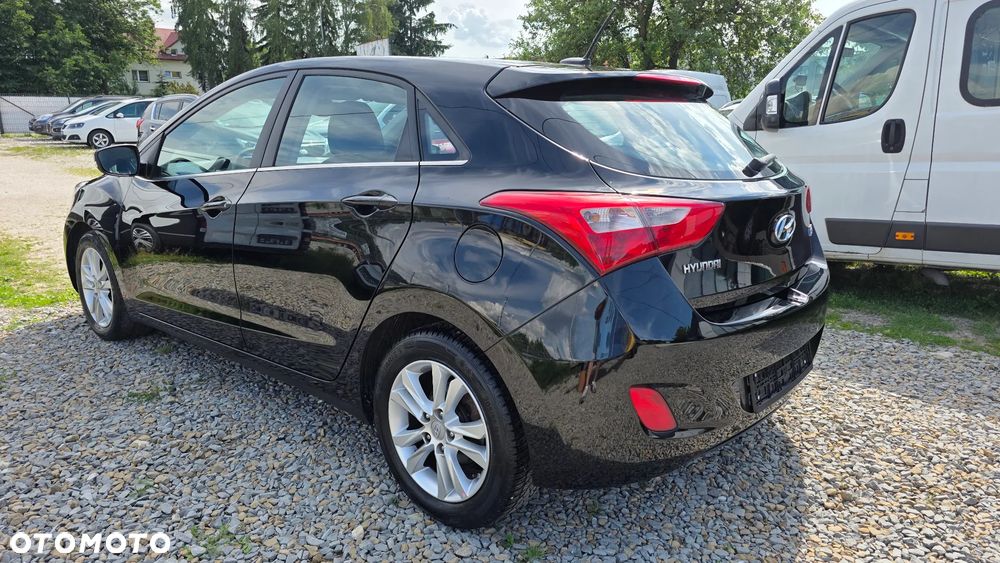 Hyundai i30 1.4 Fifa World Cup Edition - 4