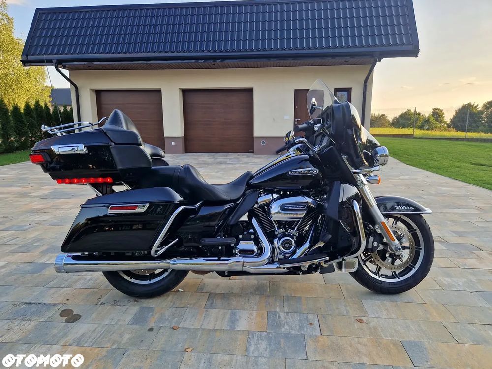 Harley-Davidson FLHTCU Ultra - 25