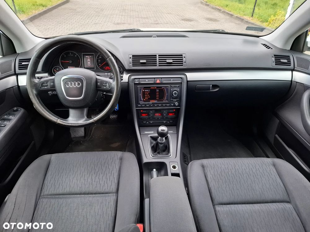 Audi A4 Avant 2.0 TDI - 12