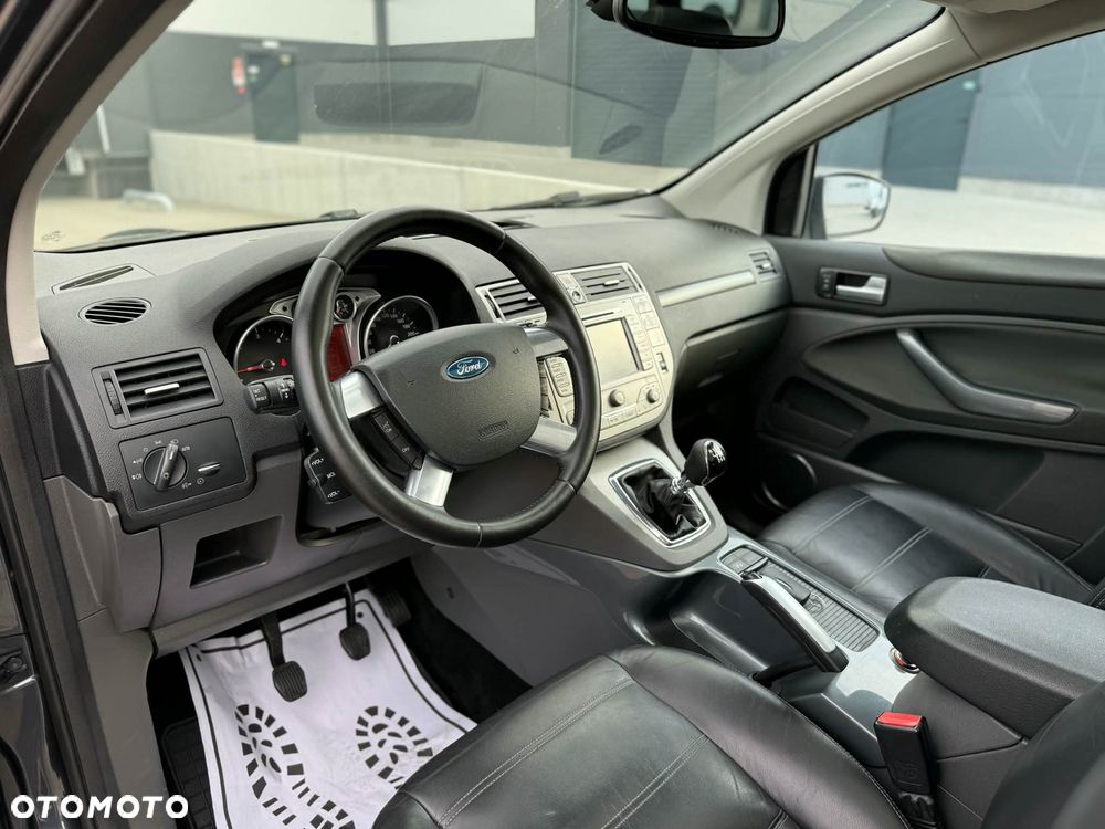 Ford Kuga 2.0 TDCi 4x4 Trend - 12