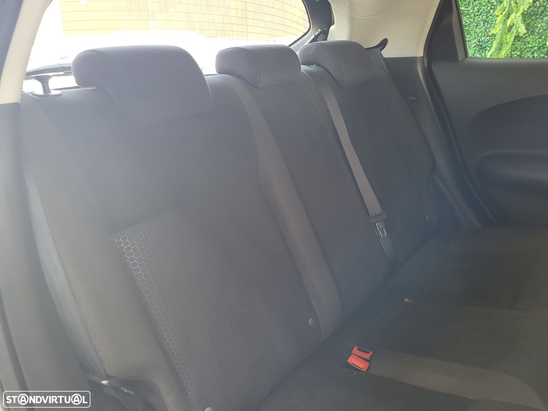 Nissan Juke 1.6 Eco Acenta Connect - 18