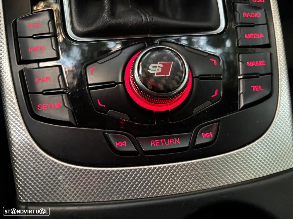 Audi A4 Avant 2.0 TDI S-line - 20