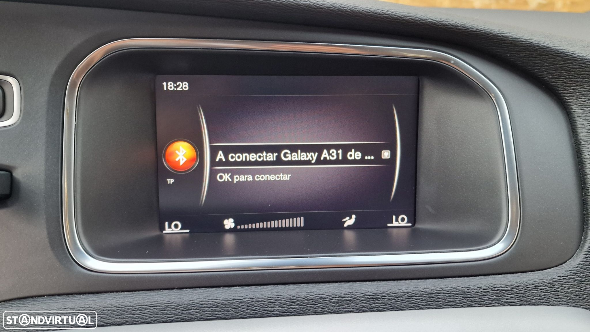 Volvo V40 1.5 T3 Sport Edition Geartronic - 24