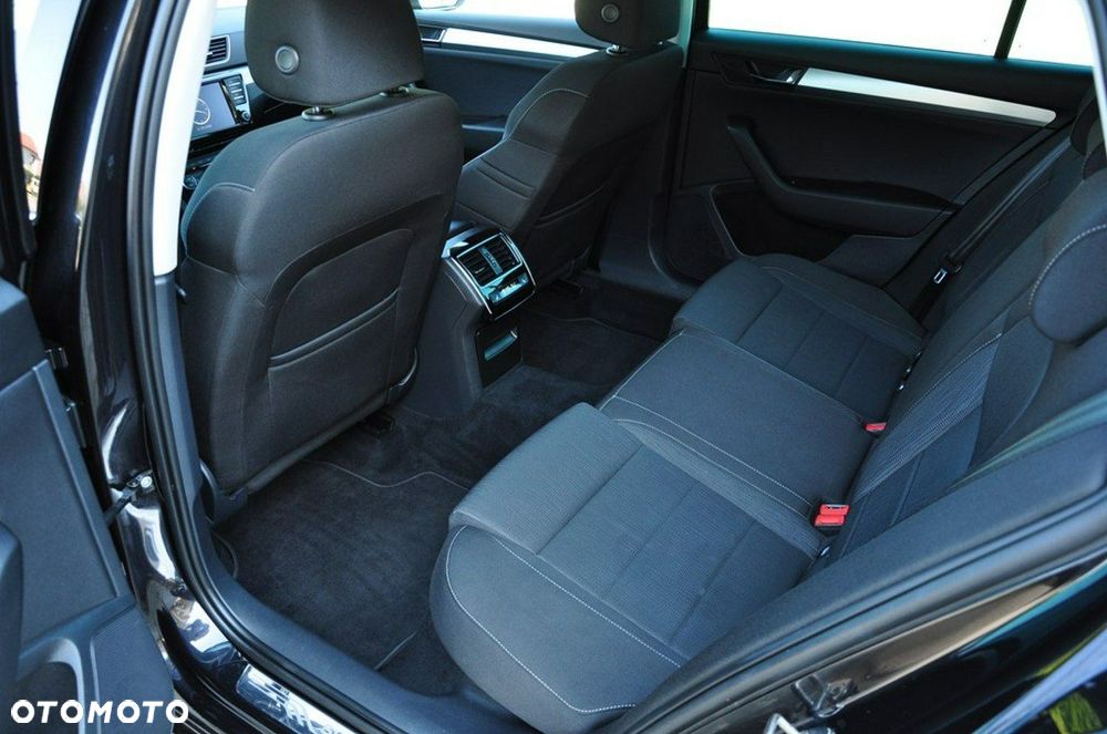 Skoda Superb - 24
