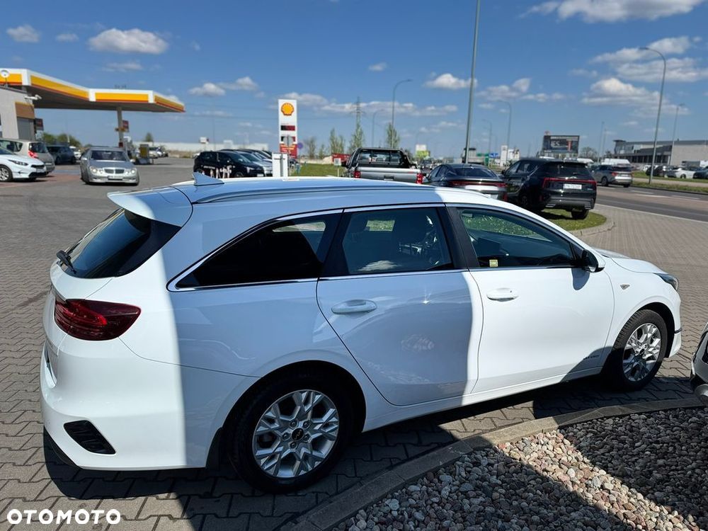 Kia Ceed 1.5 T-GDI M - 6