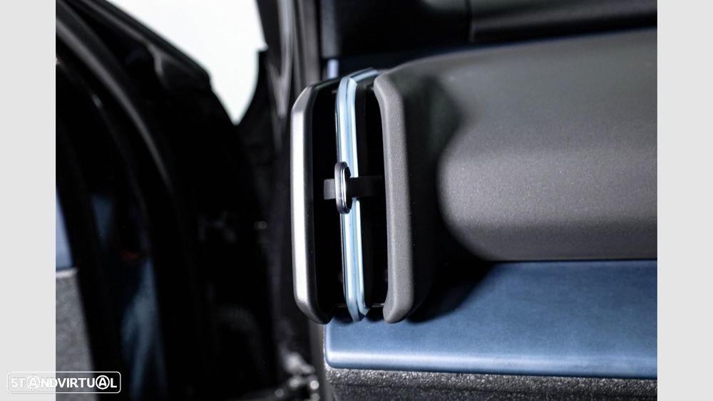 Volvo EX30 69 kWh Single Motor Extended Range Plus - 11