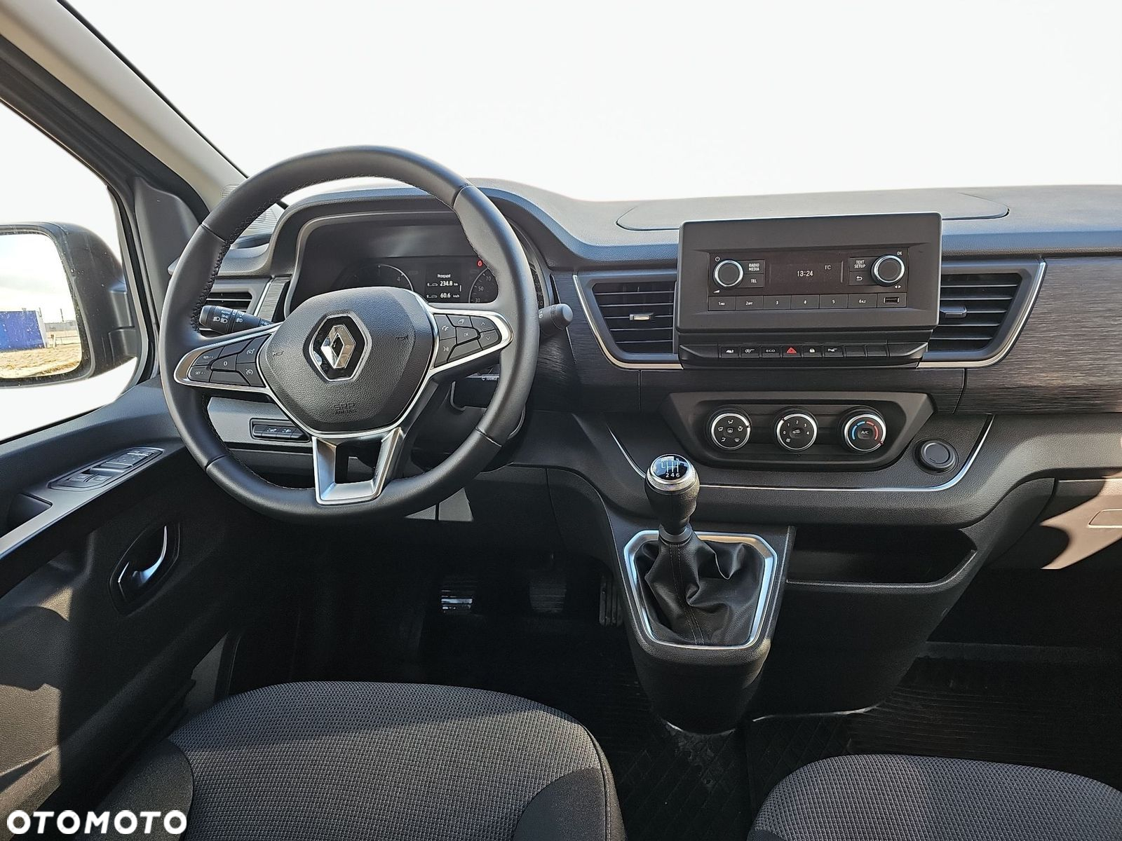 Renault Trafic Grand SpaceClass 2.0 dCi - 23
