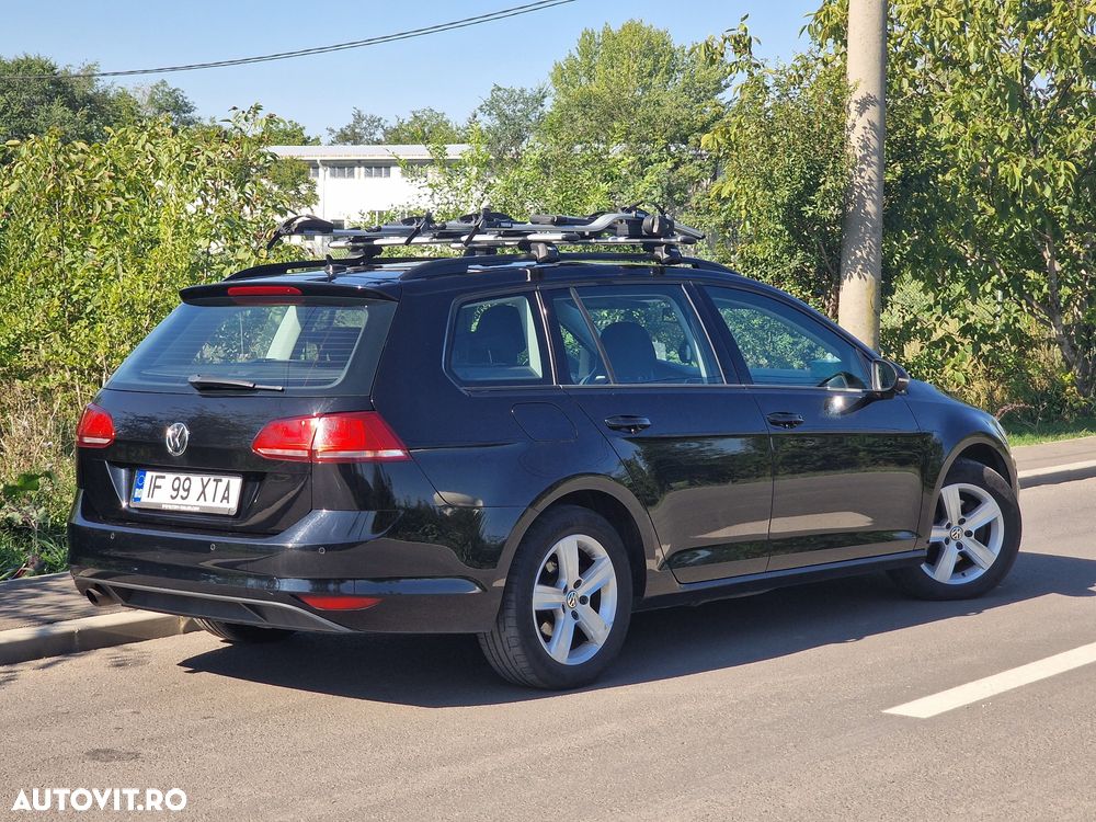 Volkswagen Golf 1.6 TDI BlueMotion Comfortline - 4