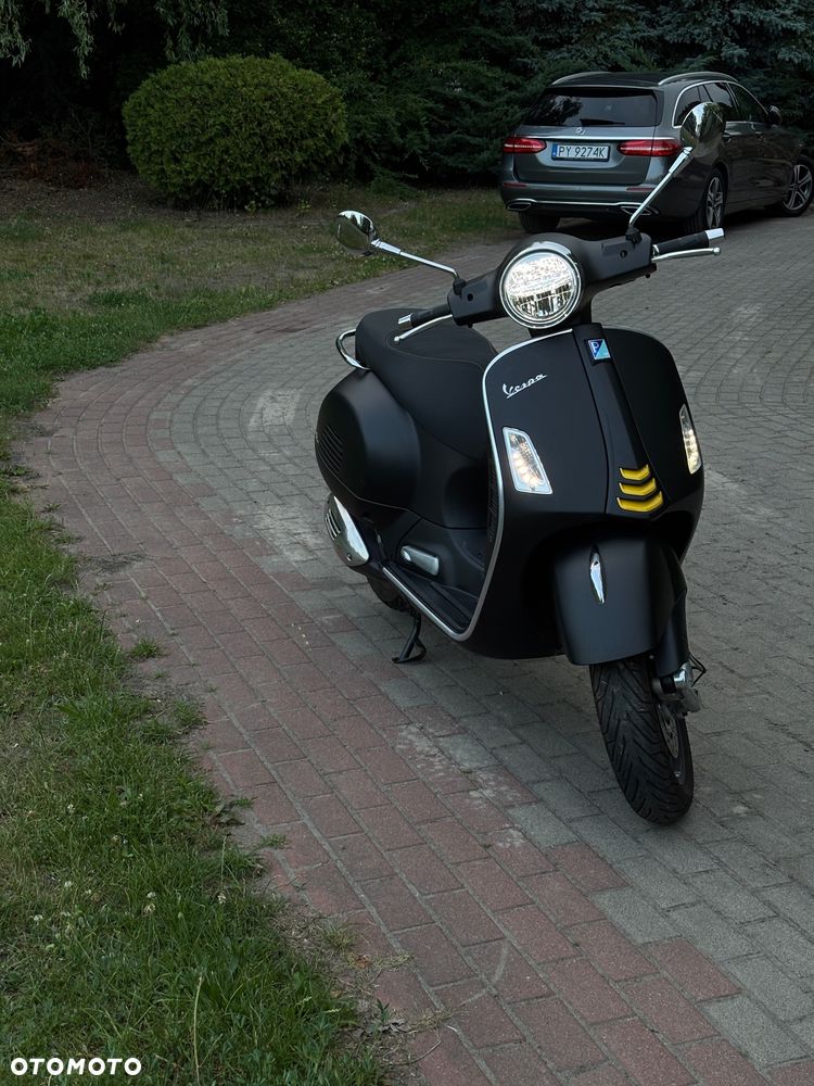 Vespa GTS - 7