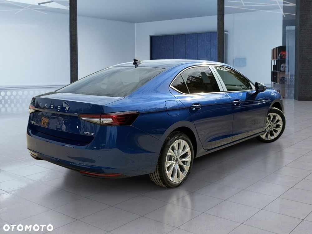 Skoda Superb 2026 photo 2