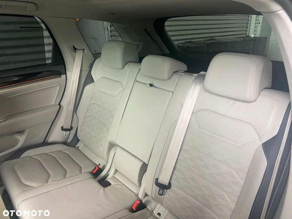 Volkswagen Touareg 3.0 V6 TFSI PHEV 280kW 4Motion Elegance - 12