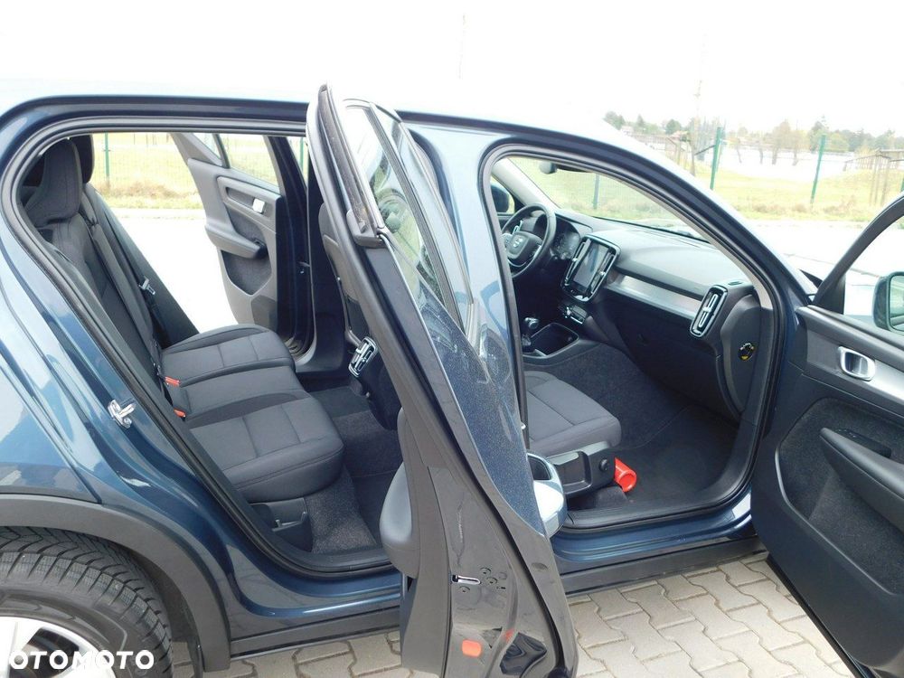 Volvo XC 40 D3 Momentum - 17