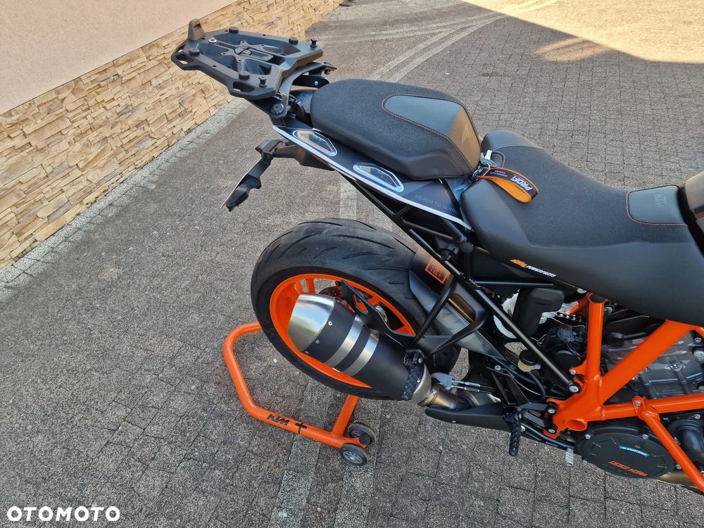 KTM Super Duke - 17