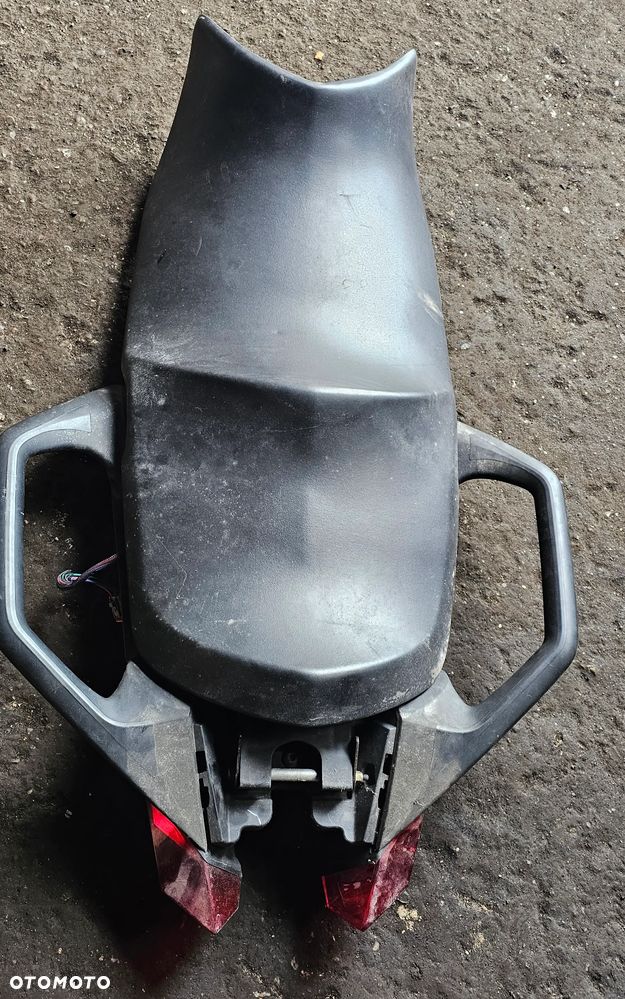 Siedzenie fotel uchwyt pasażera rączki stelaż lampa Can Am Spyder RS Rotax 990 12r. - 3