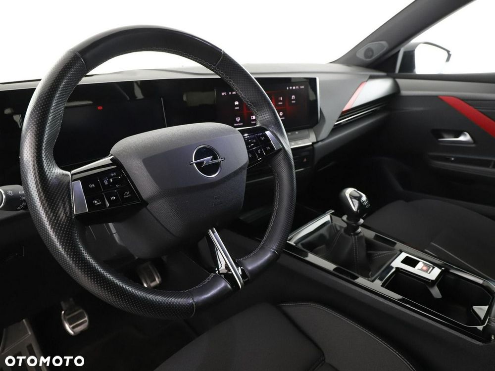 Opel Astra 1.2 Turbo GS Line - 15