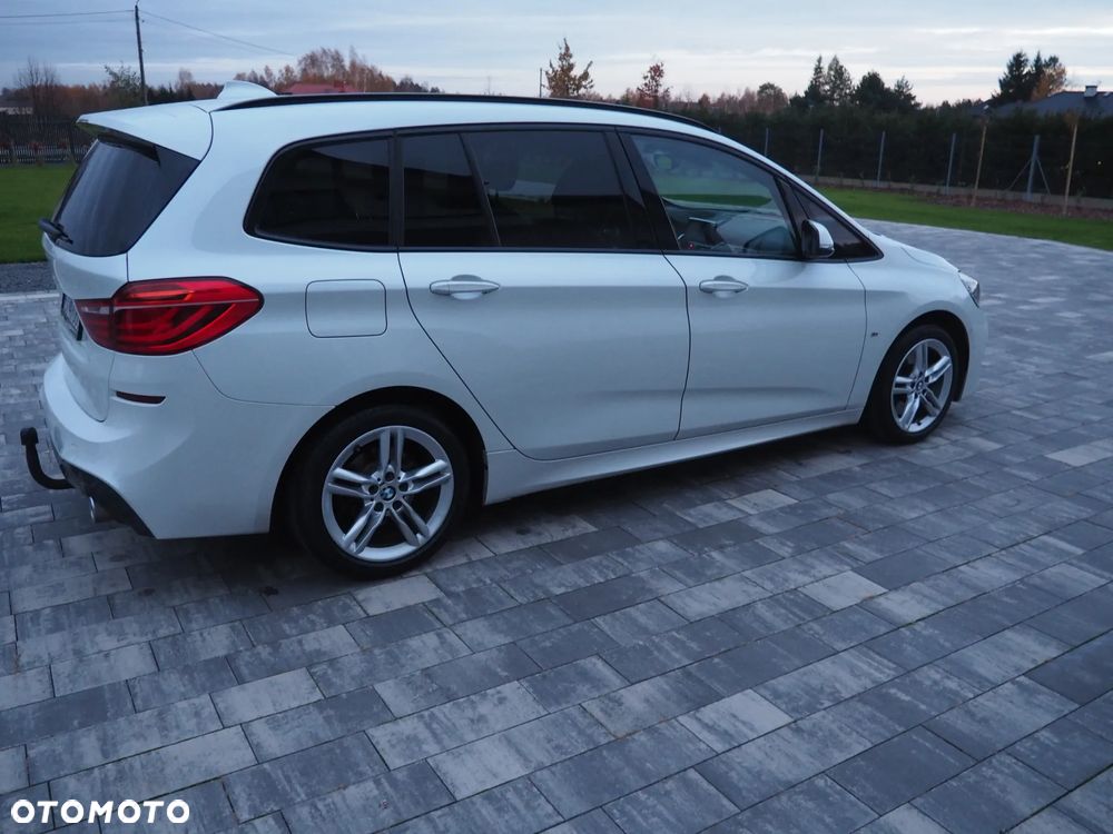 BMW Seria 2 218d M Sport - 13