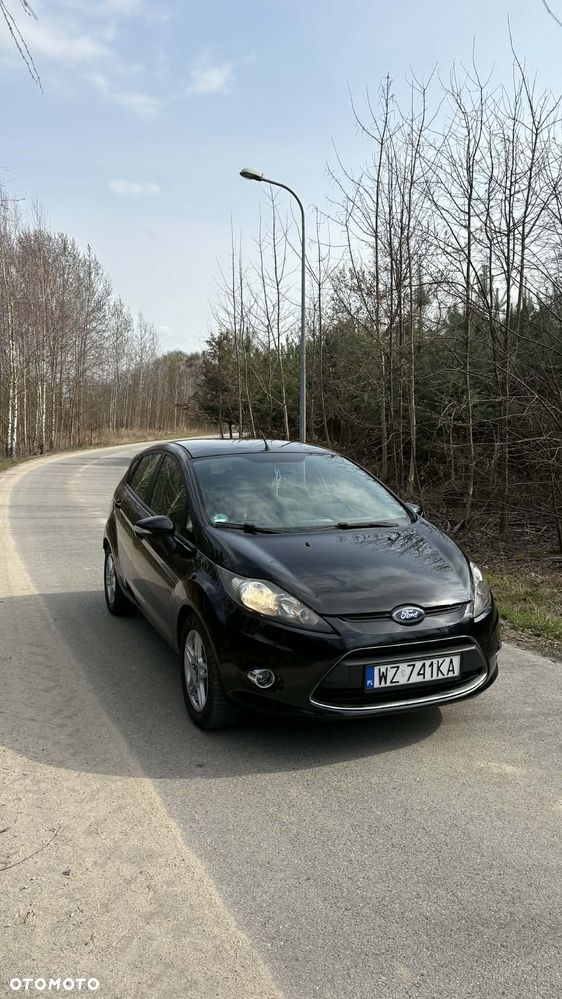 Ford Fiesta 1.6 TDCi Champions Edition - 3