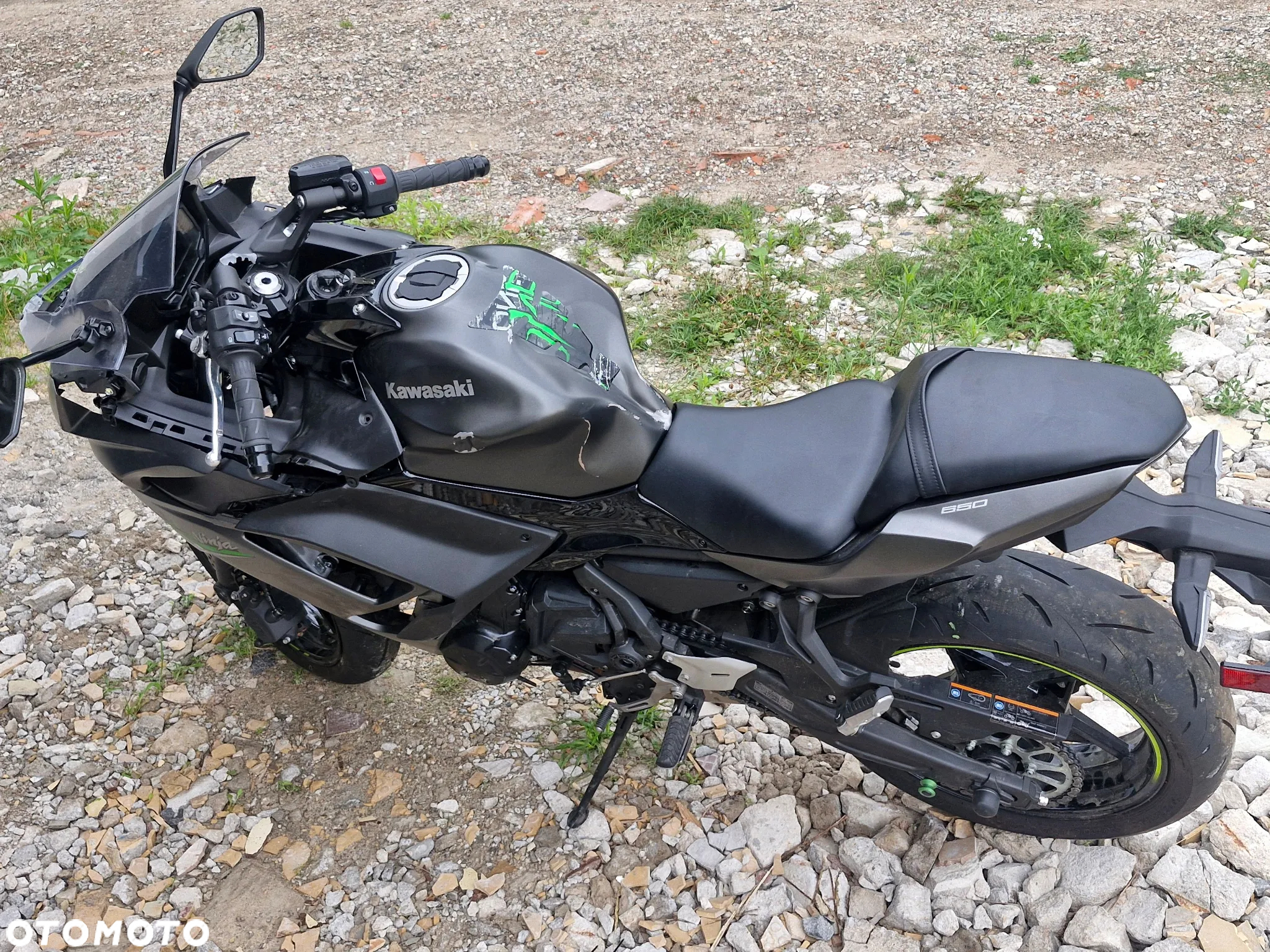 Kawasaki Ninja - 11