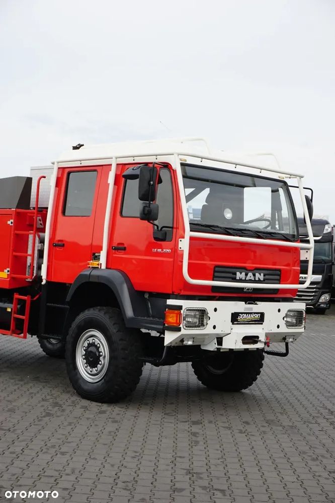 MAN / LE 220 / 4 X 4 / DOKA / STRAŻ POZARNA - 29