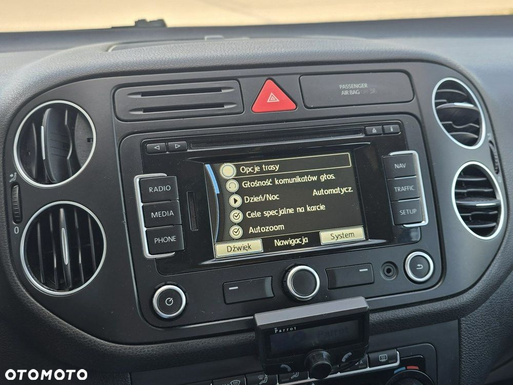 Volkswagen Golf Plus - 24