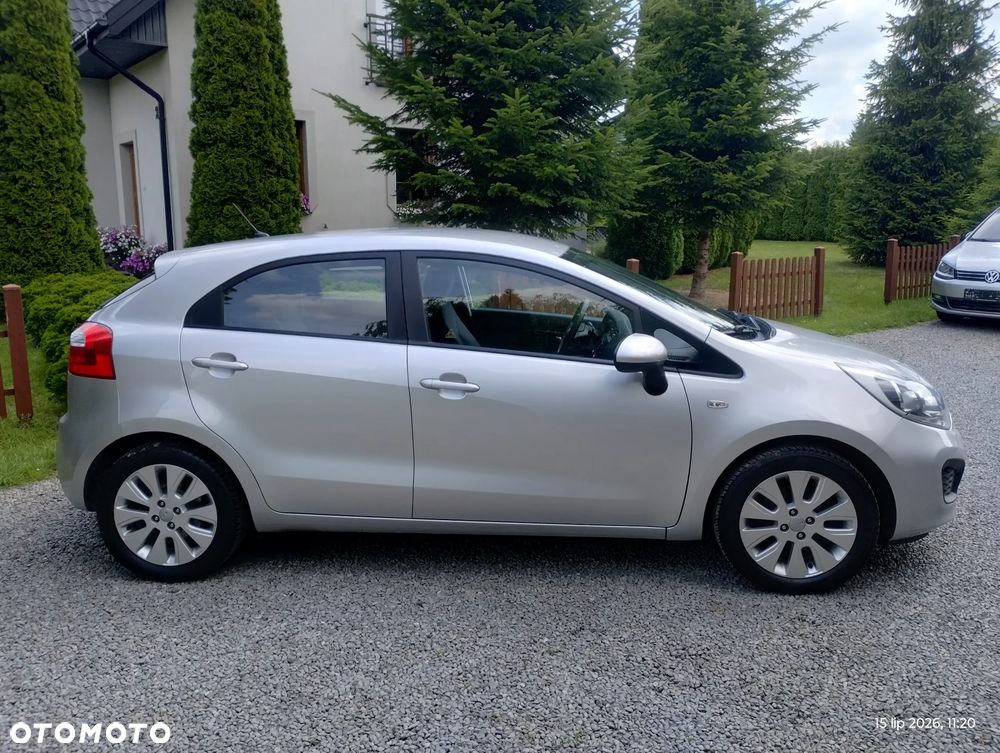 Kia Rio - 9