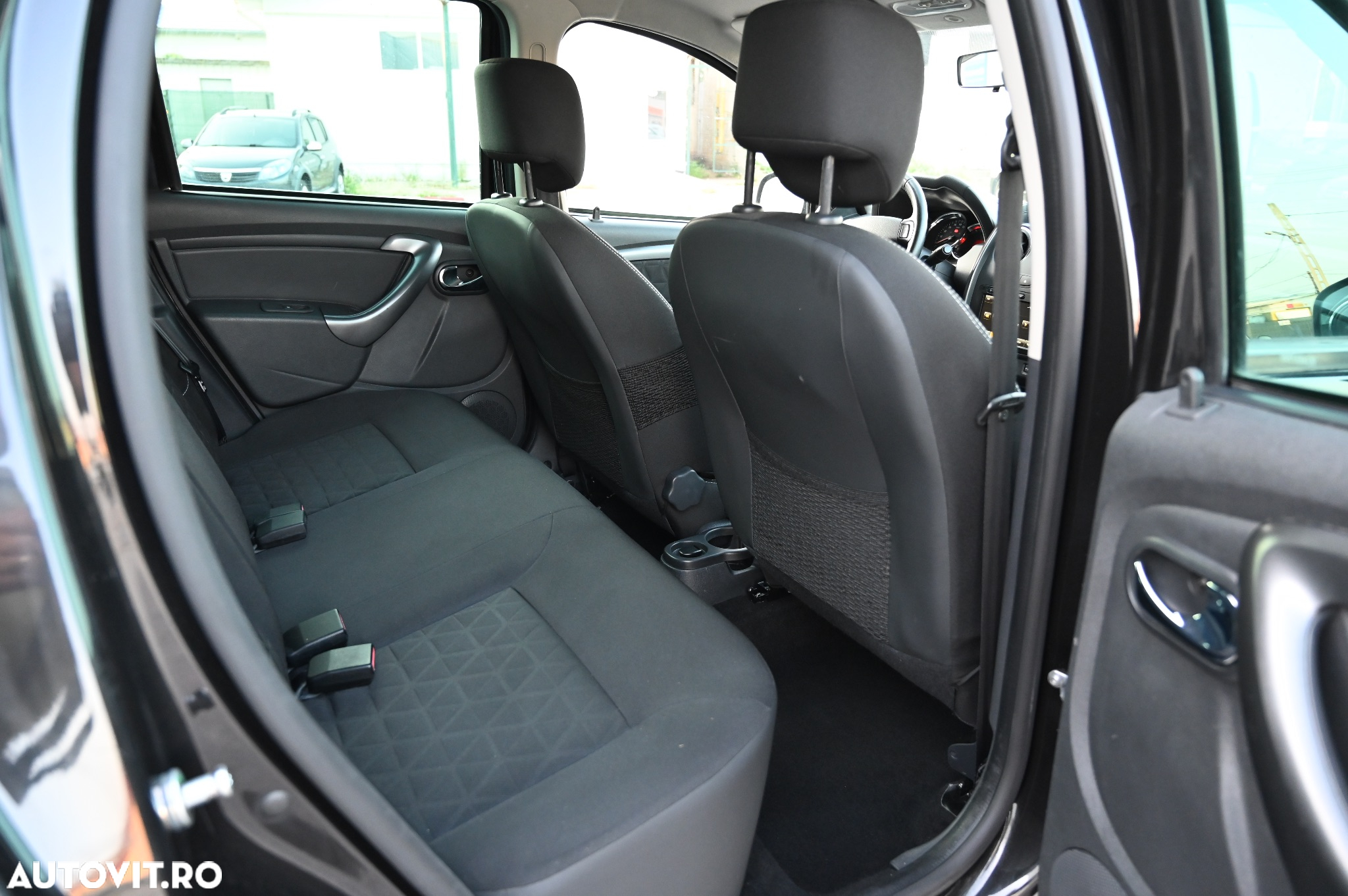 Dacia Duster dCi 110 FAP 4x2 Prestige - 13