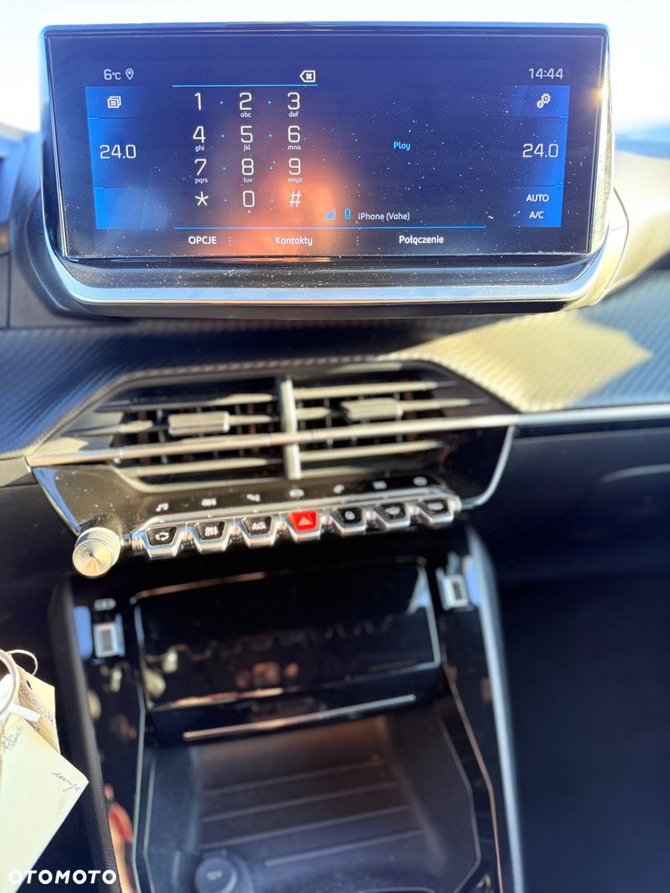 Peugeot 2008 BlueHDi 130 EAT8 Allure - 29