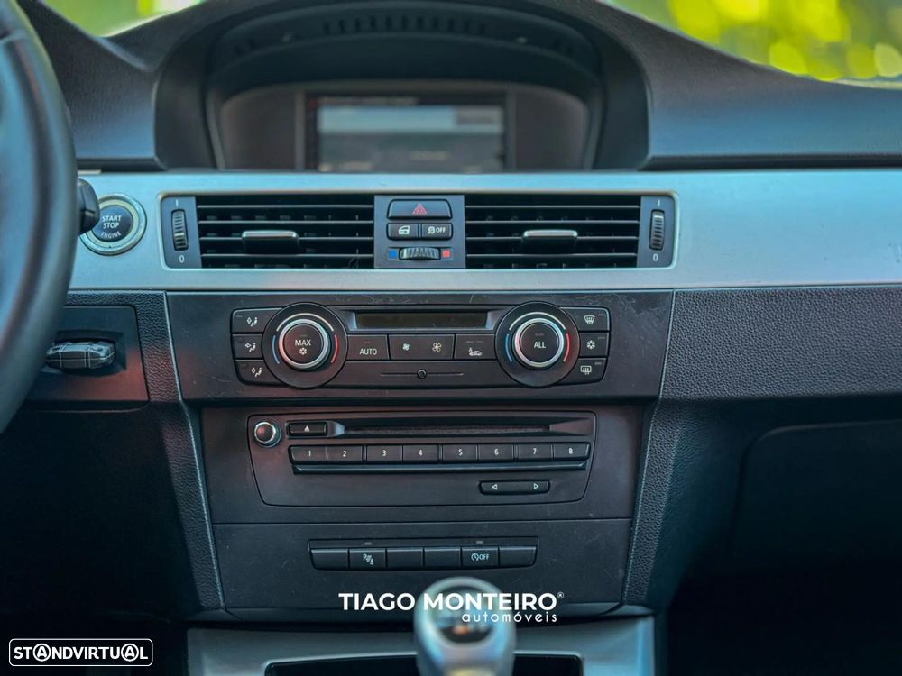 BMW 320 - 25