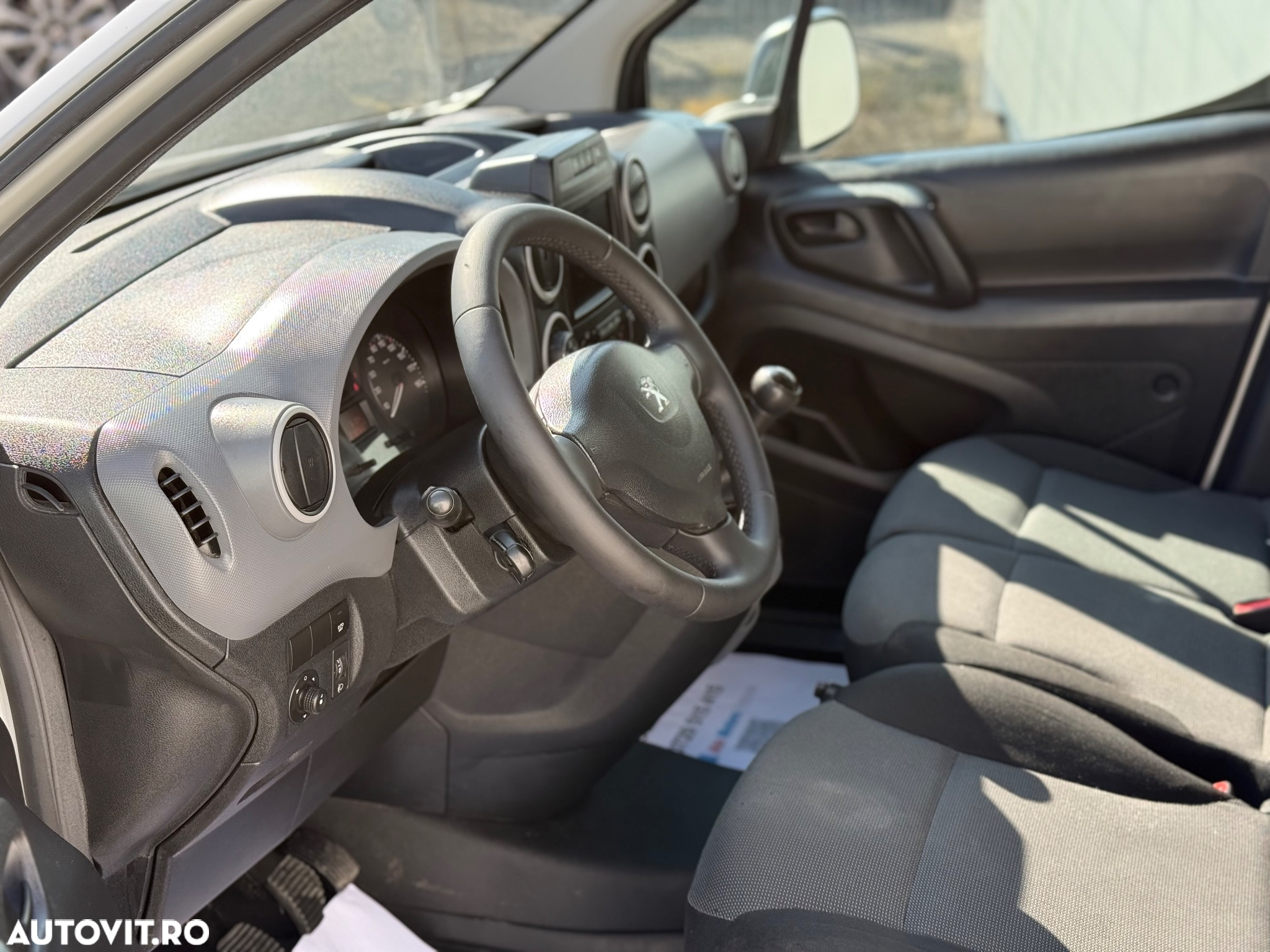 Peugeot Partner 1.6 BlueHDi 100 L2 Pro - 6