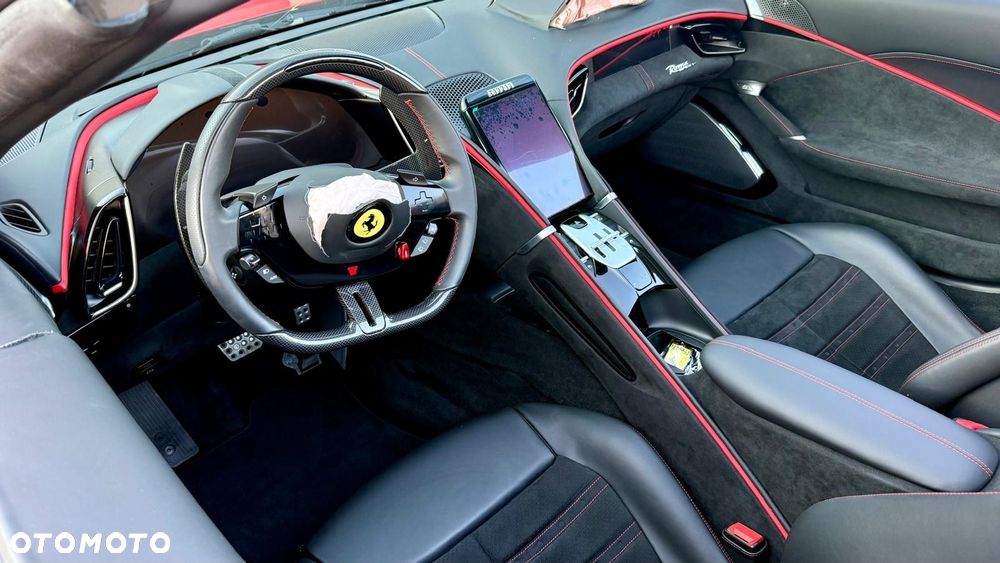 Ferrari Roma Spider - 7