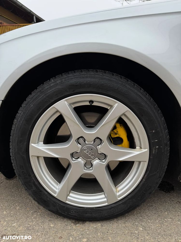 Audi A4 Avant 2.0 TDI - 11