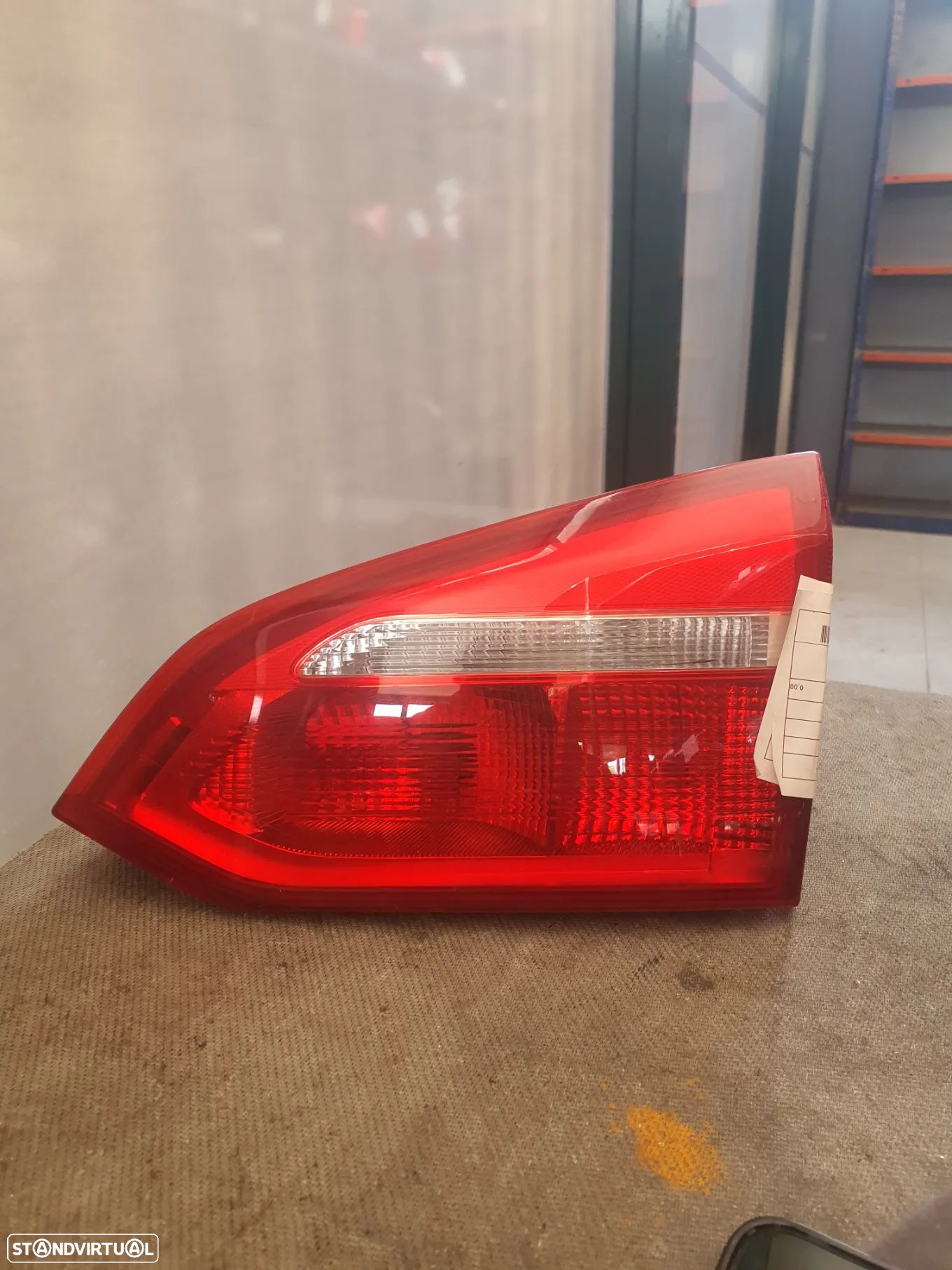 FAROLIM DIREITO MALA FORD FOCUS III TURNIER / F1EB13A602C - 1