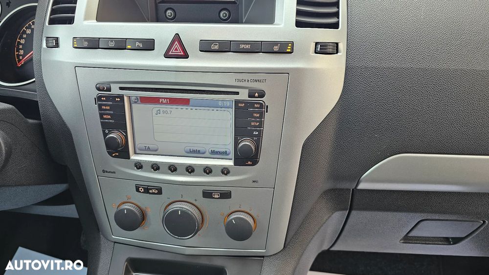 Opel Zafira 1.8 Easytronic Family Plus - 11