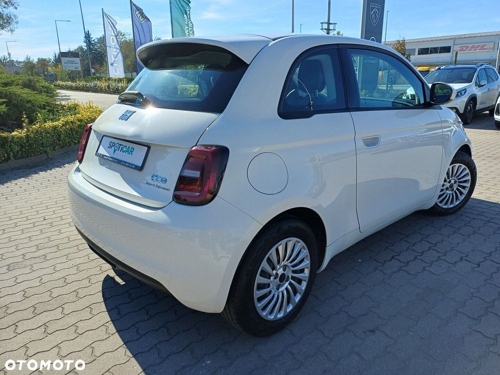 Fiat 500e - 6