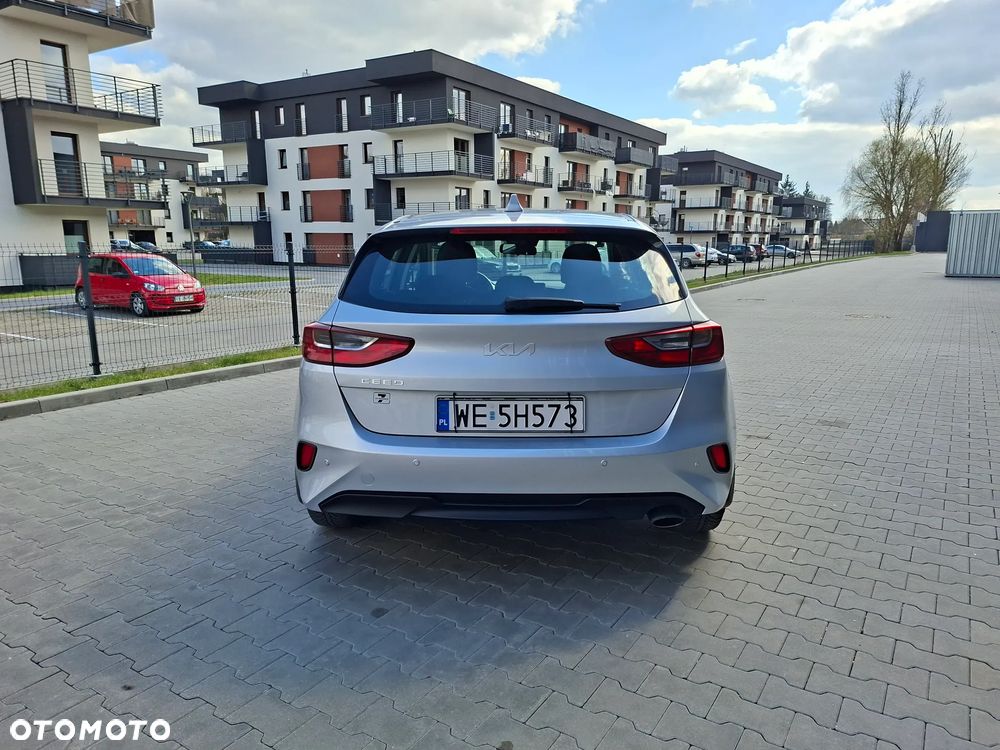 Kia Ceed 1.5 T-GDI M - 5