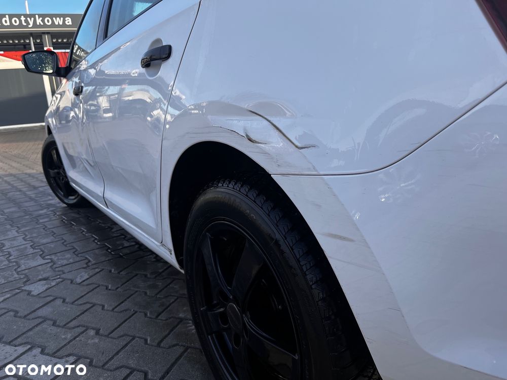 Skoda RAPID 1.4 TDI DPF Clever - 5