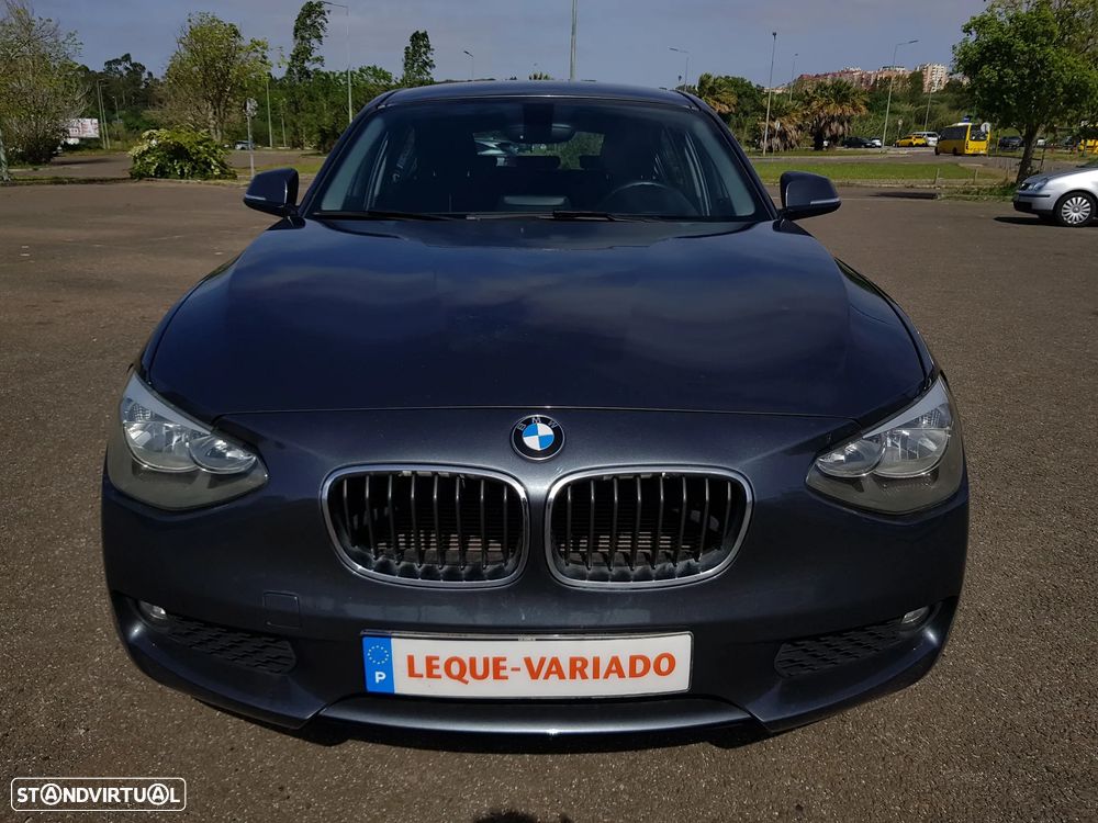 BMW 118 d xDrive Line Sport - 2