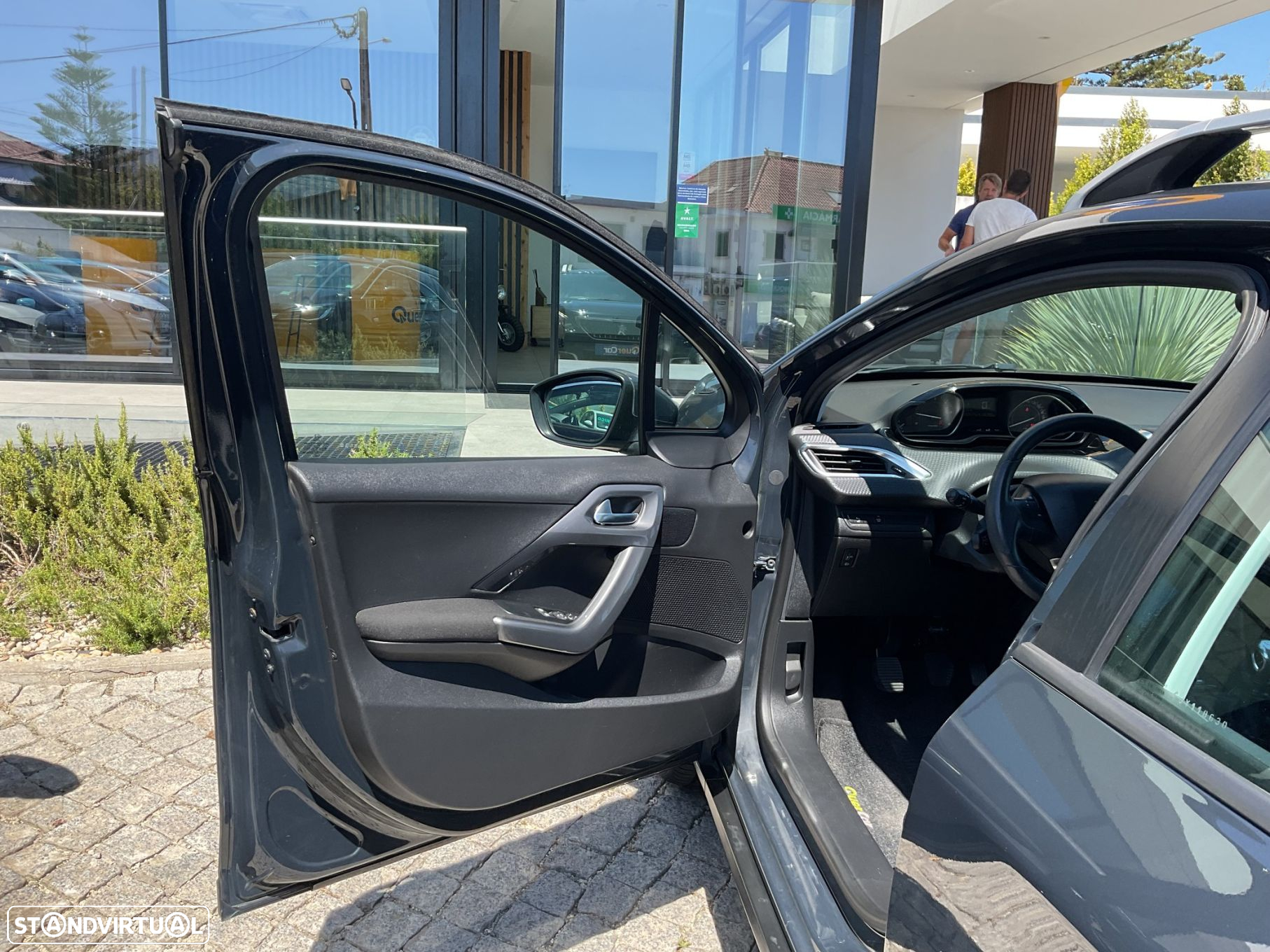 Peugeot 2008 1.6 BlueHDi Active - 21