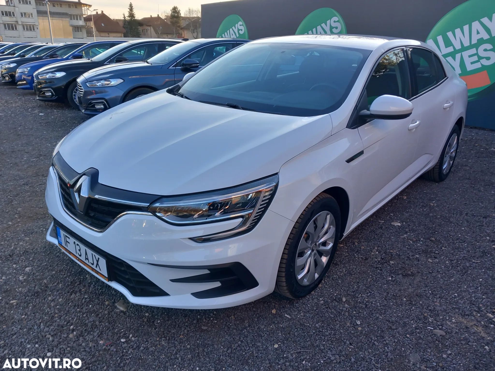 Renault Megane TCE 114 GPF Life - 1