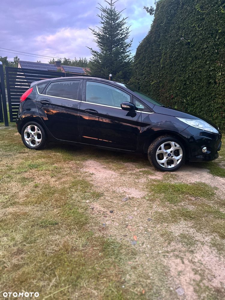 Ford Fiesta 1.6 TDCi Titanium - 2