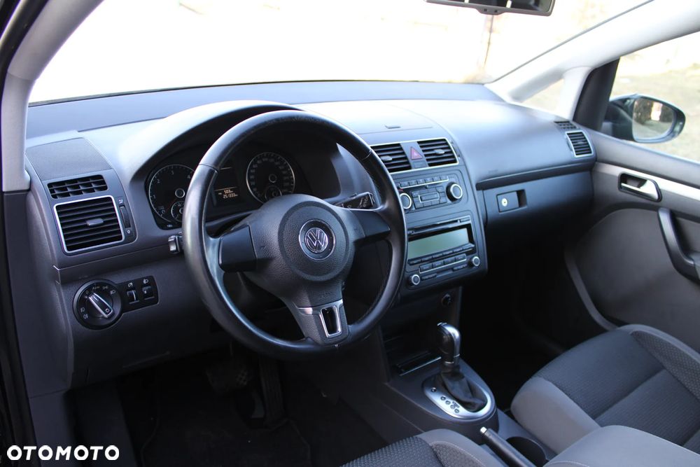 Volkswagen Touran 1.6 TDI DPF DSG Comfortline - 22